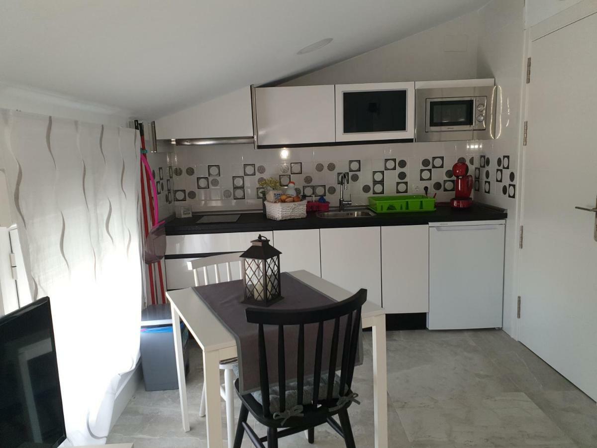 Apartamentos Hostal Cabanas Carboneras de Guadazaón Extérieur photo